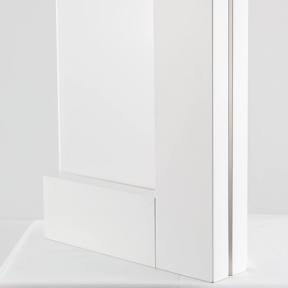 Veneer Frame Painted White L Sample